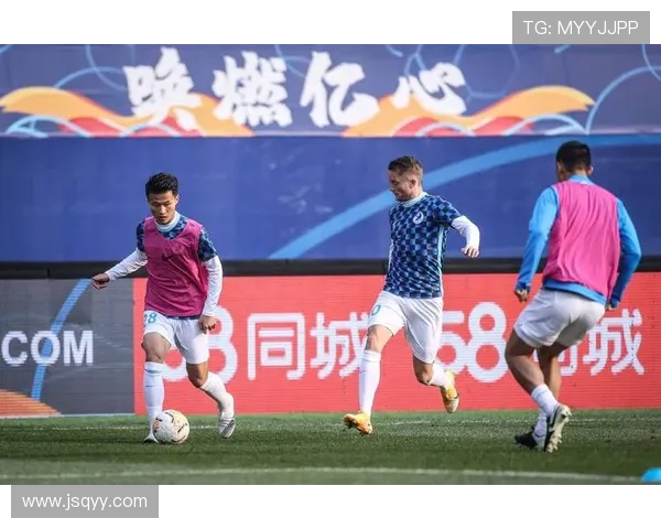 天津泰达与辽宁队精彩对决集锦回顾赛场瞬间尽显足球魅力与激情