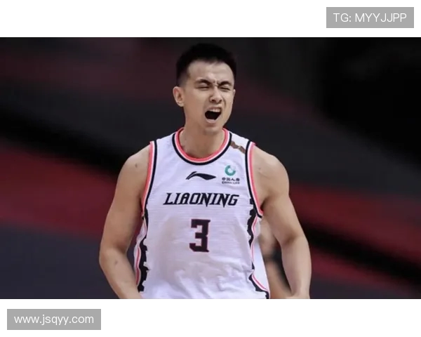 赵继伟领衔中国男篮新篇章展现拼搏精神与团队合作的精彩瞬间